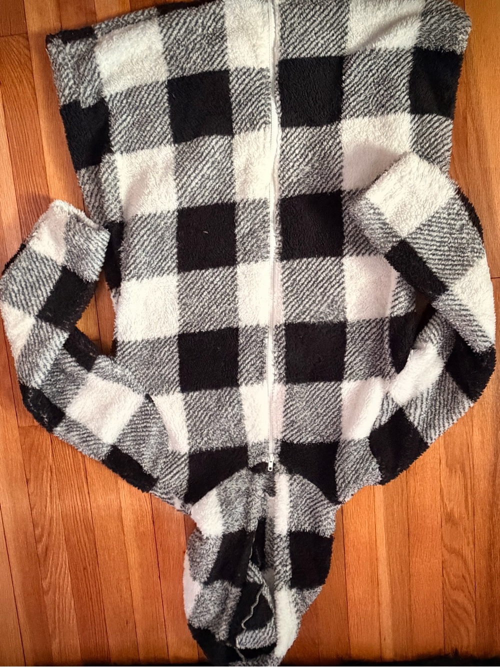 SHEIN Black & White Buffalo Plaid Hooded Zip Cardigan